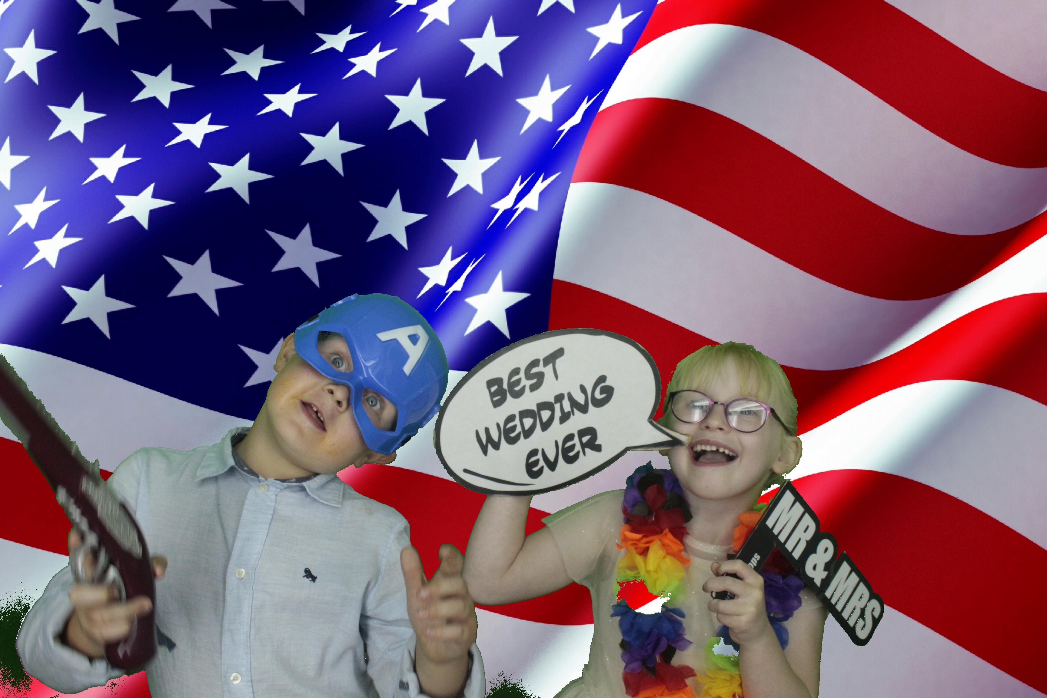 Mr & Mrs McIlvaney | View more photos from the event at gallery.myphotoboothexperience.co.uk/u/MyPhotoBoothExperienceLtd/Mr-Mrs-McIlvaney